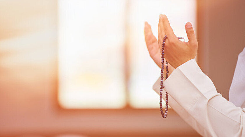 Pazartesi Günü Duası: Yeni Haftaya Huzur, Bereket ve Umutla Başlangıç